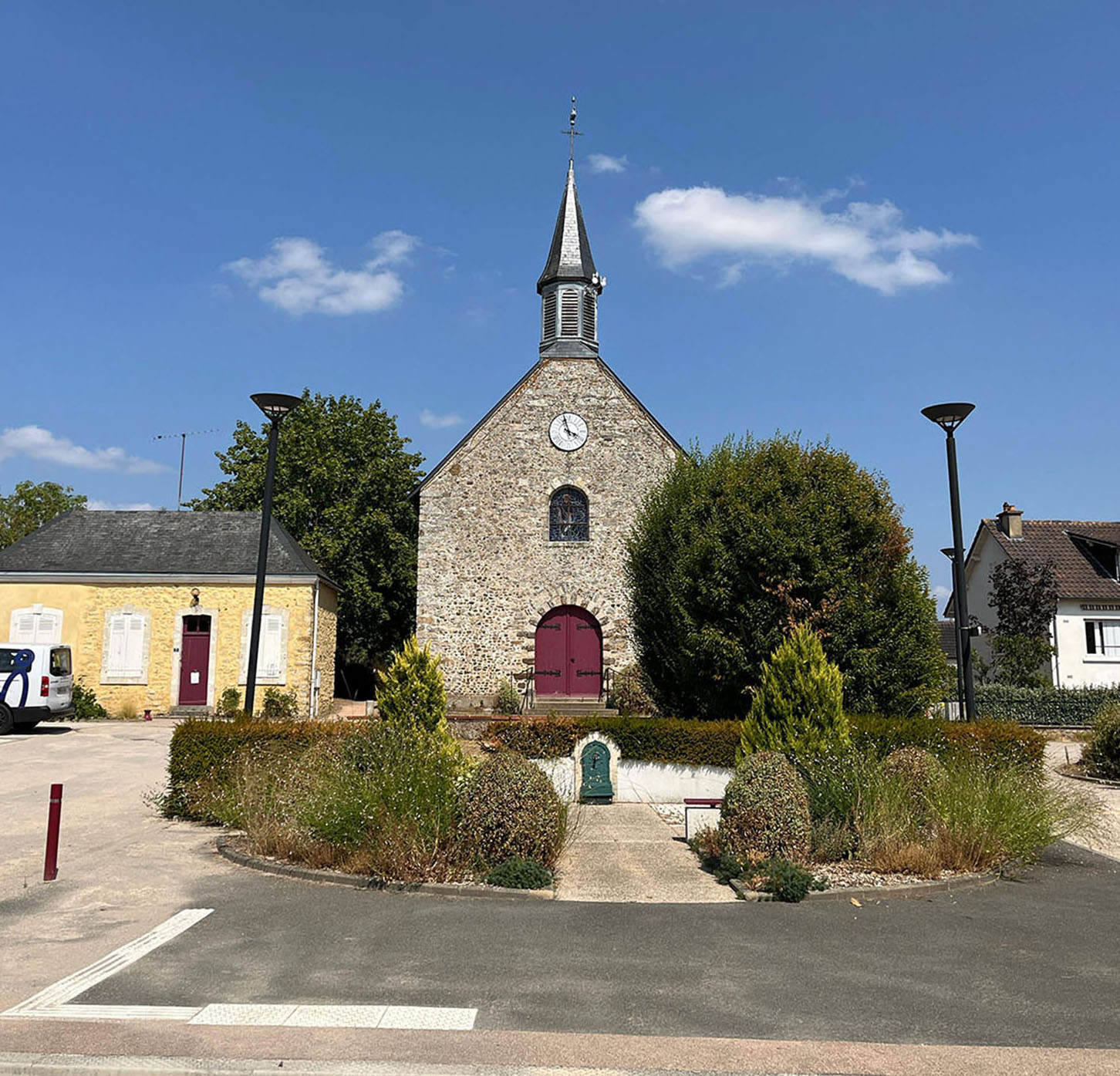 Saint-Pavace : histoire, patrimoine et charme d'un village aux portes du Mans