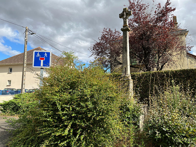 Monuments Image